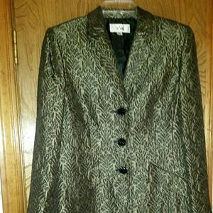 Business jacket with black pants